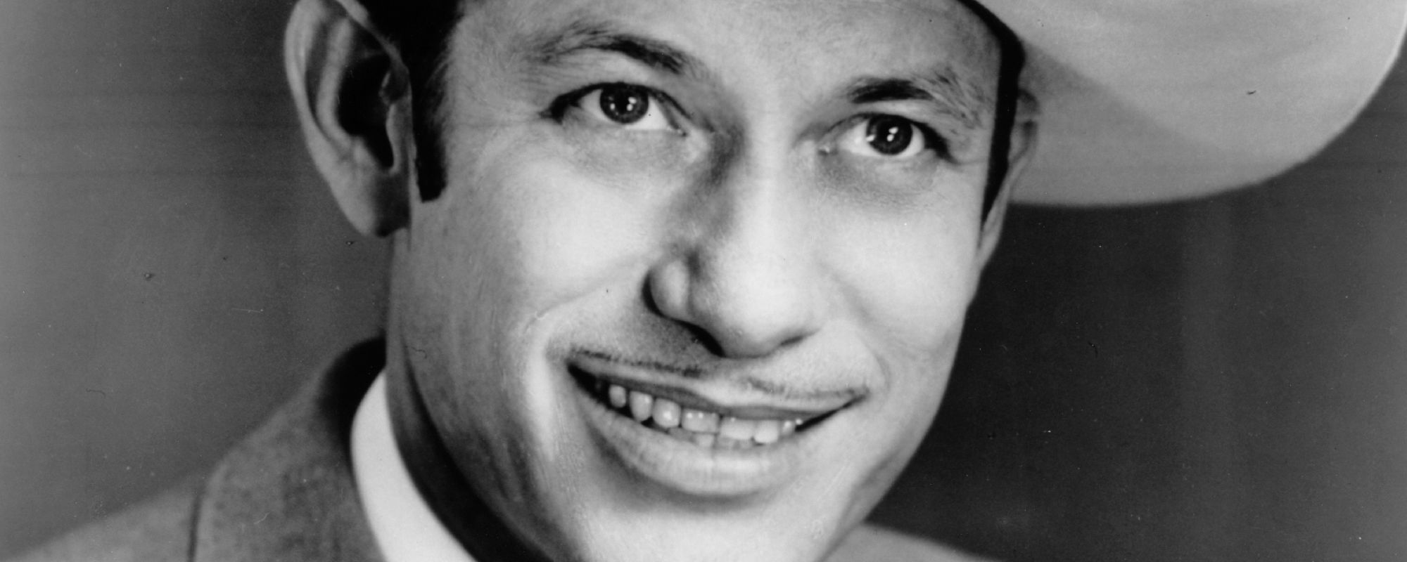 Born on This Day in 1921, the “Eleven Yards of Personality” Country Star Who Was on Patsy Cline’s Fatal Flight