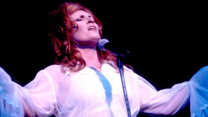 3 90s Country Songs To Help Kick off 2026