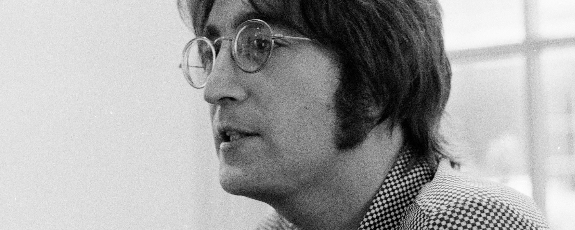 هل تتذكرون عندما حاول والد جون لينون الاستفادة من شهرة ابنه برقم قياسي في عام 1965؟