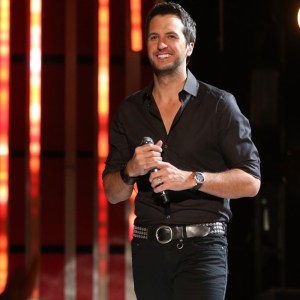 3 Country Songs From 2013 That Will Put Anyone in a Good Mood