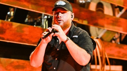 4 Country Artists Rejected From ‘The Voice’ Who Have Amazing Careers Today