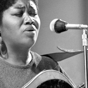 Odetta performing