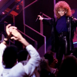 These 4 Early 80s Hits Transformed Country Music