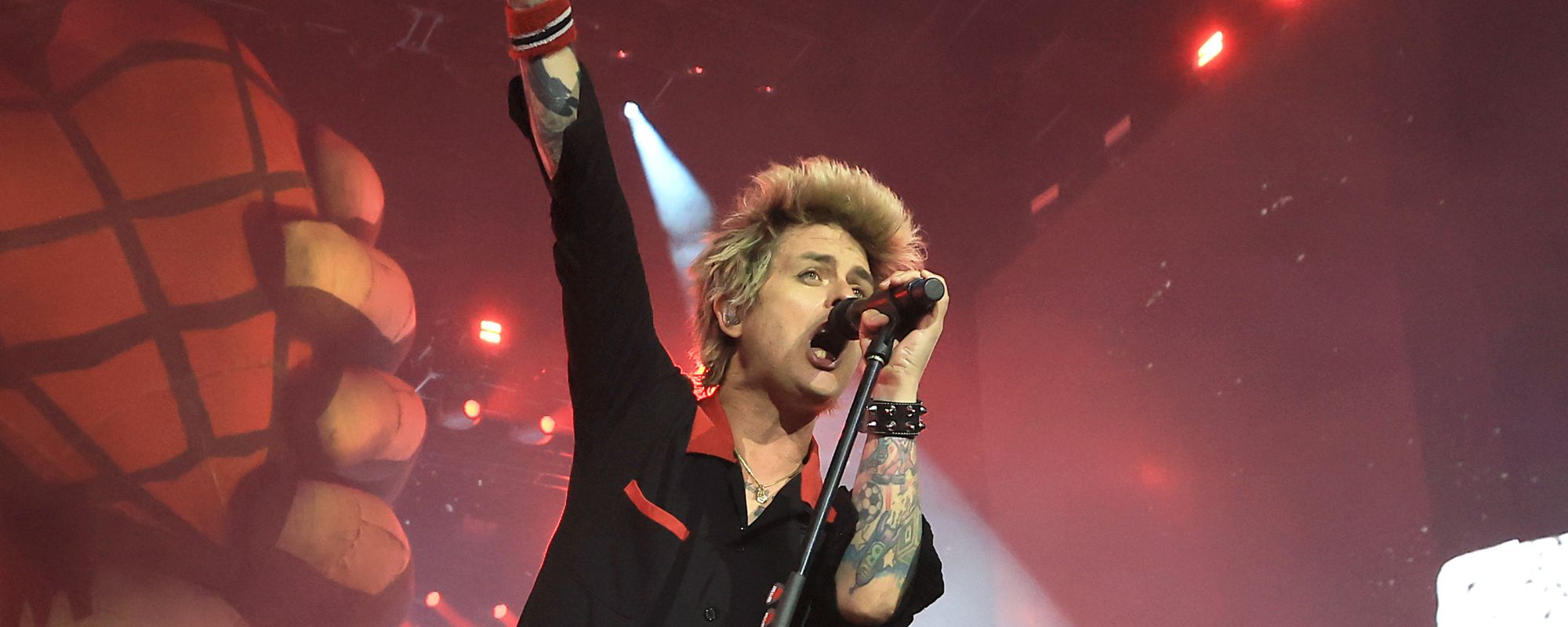 Billie Joe Armstrong Covers David Bowie Classic With Son Jakob for ‘Survivor’ 50 Trailer