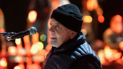 Billy Joel Surprises Florida Crowd With First Performance Since Brain Disorder Diagnosis