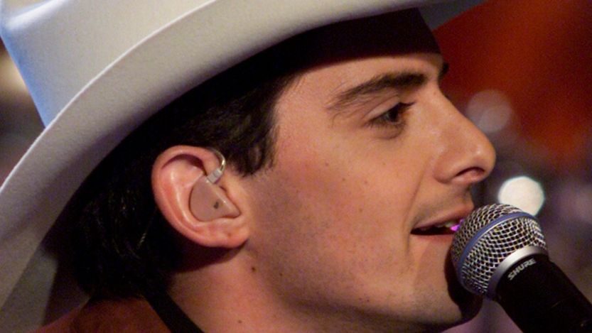 This Beloved Country Singer-Songwriter Made His Debut on This Day in 1999