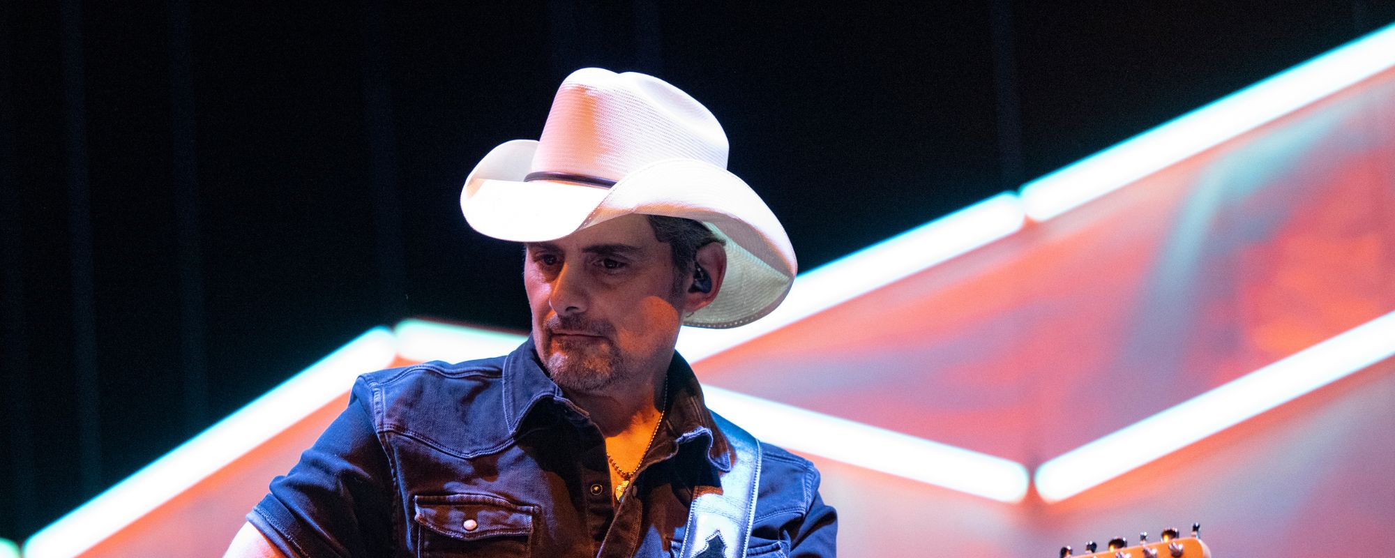 Here’s Why You Should Never Hand Your Phone Over to Brad Paisley at a Concert