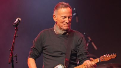 Bruce Springsteen Surprises Minneapolis Crowd With Live Debut of New Song