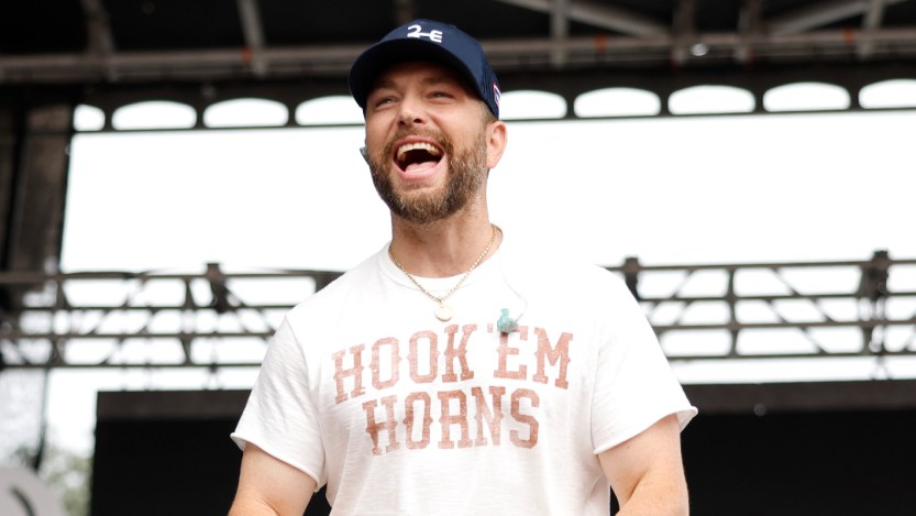 Chris Lane Teases New Music With an Unexpected '90s Hip-Hop Throwback