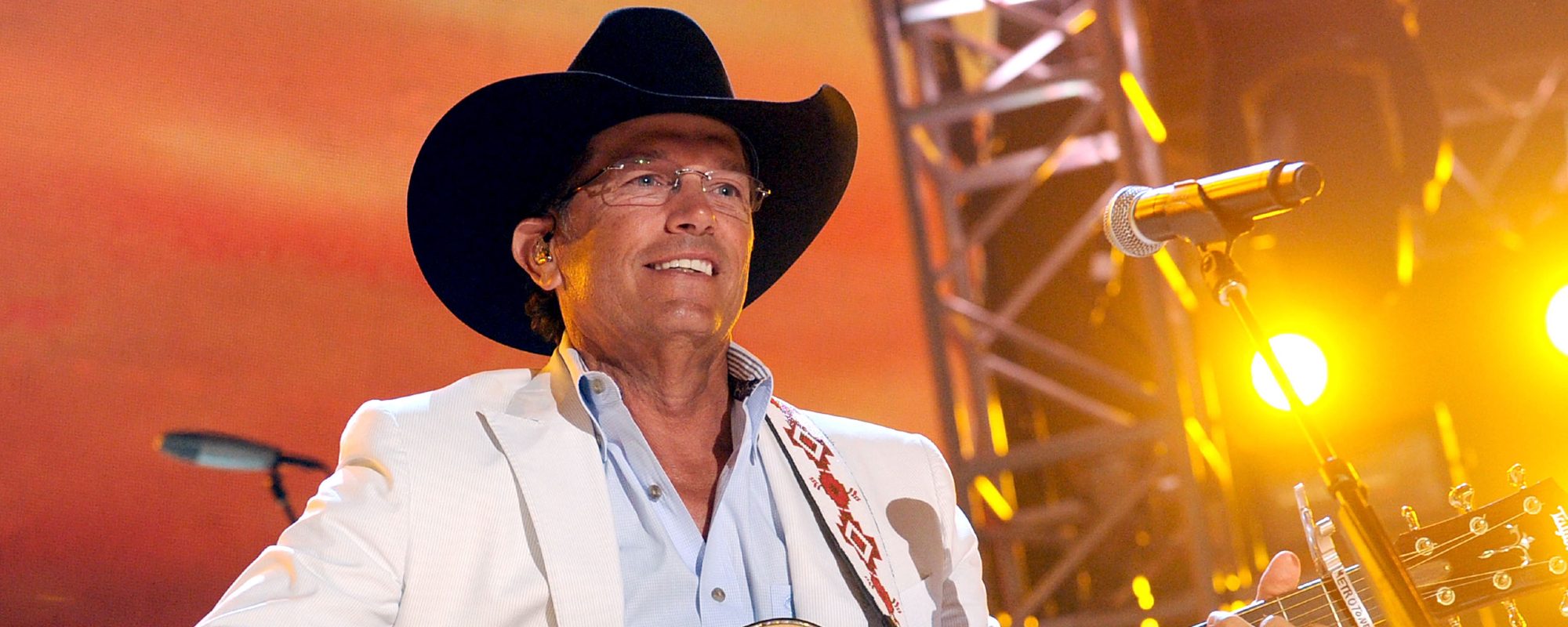 لماذا قام جورج سترايت بتحويل هذه القصيدة الغنائية إلى واحدة من أكثر أغانيه شهرة؟