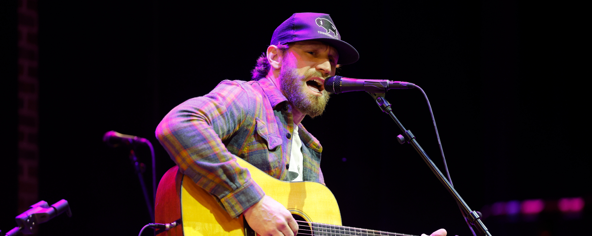 Country Star With Special Connection to the Chicago Bears Performing Halftime Show During Los Angeles Rams Game