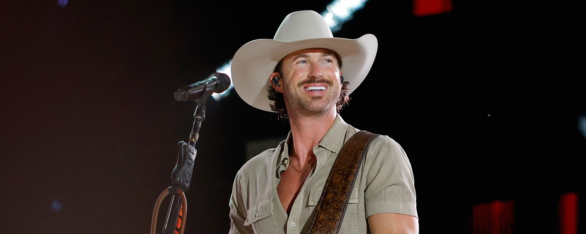 Riley Green Wows With Acoustic Version of “Don’t Mind If I Do”—Until His Corgi Steals the Show