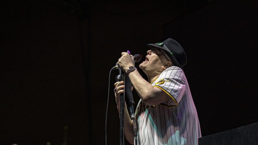 blues traveler gin blossoms tour