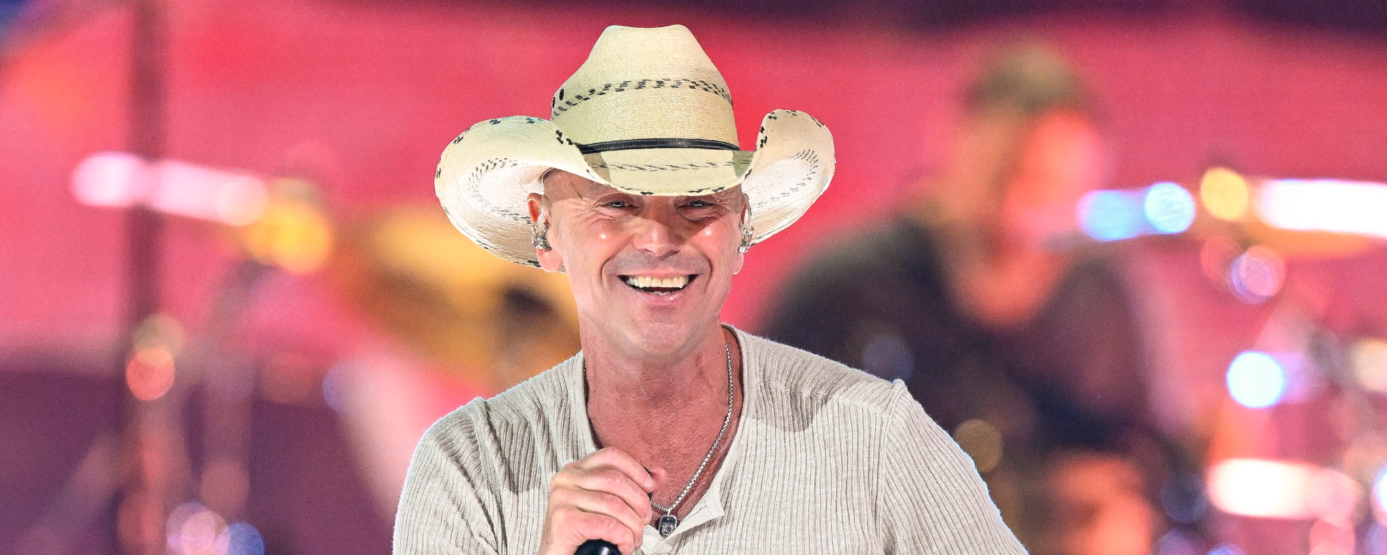 Kenny Chesney Teases Exciting Changes to His 2026 Sphere Shows and “Really Push What Was Possible”
