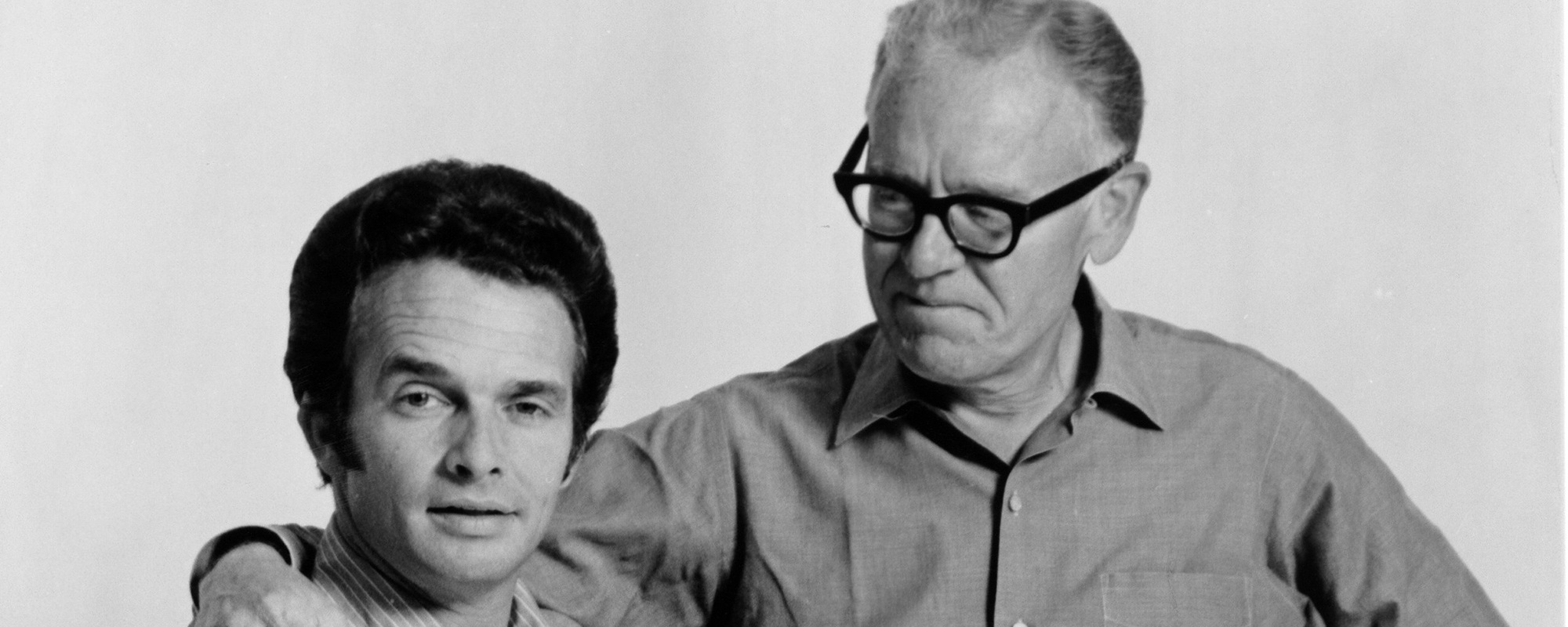 Born on This Day in 1911, the “Bakersfield Sound” Pioneer Behind Country Music’s Most Notable Mid-Century Hits