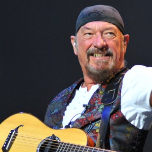 Jethro Tull's Ian Anderson Sounds the Alarm on AI Deception