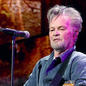 John Mellencamp Recounts Awkward Rock & Roll Hall of Fame Performance With Johnny Cash