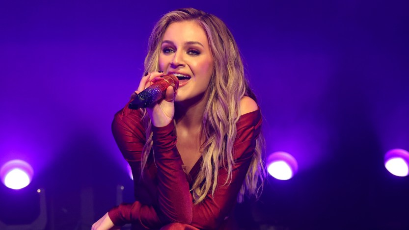 Kelsea Ballerini Honors Late Dog Dibs With Emotional Tribute