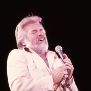 On This Day in 1980, Kenny Rogers Was at No. 1 With an Album That Had a Little Bit of Everything