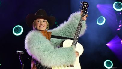 Lainey Wilson Hints at New Music While Celebrating Her Ninth No. 1 Hit