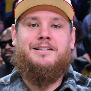 This Unreleased Luke Combs Song Is the Perfect Soundtrack to Lazy Summer Lake Days