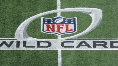 Norelle Simpson Set to Perform National Anthem Ahead of Texans vs. Steelers AFC Wild Card Matchup