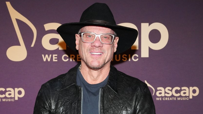 Country Star Phil Vassar Turns Near-Death Health Scare Into Powerful New Song