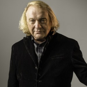 Listen to Foreigner Frontman Lou Gramm’s New Solo Single, the Rock Anthem “Young Love,” Featuring Def Leppard’s Viv Campbell