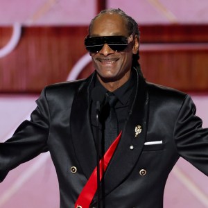Snoop Dogg Censored at Golden Globes After Unscripted Comment