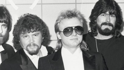 Everyone Should Know These 3 Country Songs From 1984, Which Will Put Anyone in a Good Mood