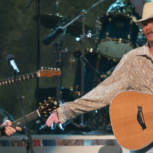 4 Unlikely Country Pop Collaborations That Worked Surprisingly Well