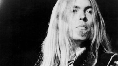 Gregg Allman performing