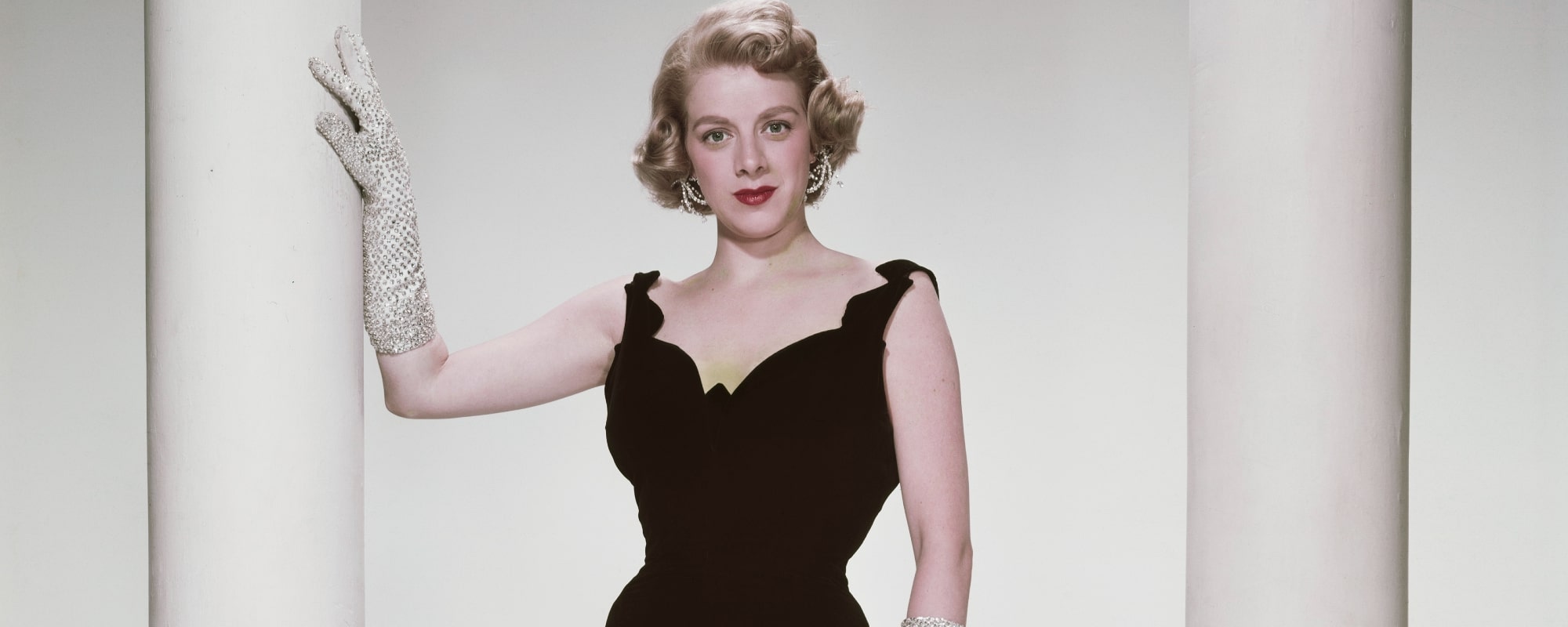 On This Day in 1955, Rosemary Clooney Topped the Charts With a Song That Faced a Wide Ban in the United States and All ABC-Owned Stations
