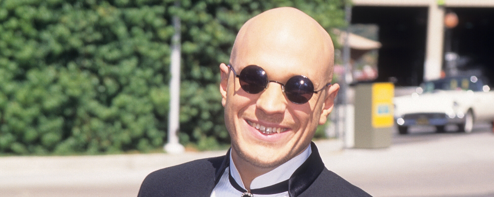 في مثل هذا اليوم من عام 1997، وصل كيفن شارب إلى المركز الأول بأغنية R&B الناجحة بعد تغلبه على سرطان العظام.