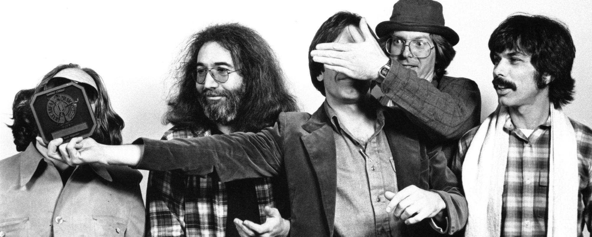 4 Rock Songs You Never Knew Featured Members of The Grateful Dead