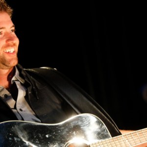 4 Country Artists Who Never Drink Alcohol (Including One Who Never Even Tried It)