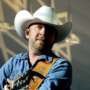 3 Songs That Show Justin Moore Deserves a Lot More Country Music Love