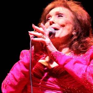 Everyone Should Know These 3 Loretta Lynn Songs, Even Though They Weren’t Big Radio Hits