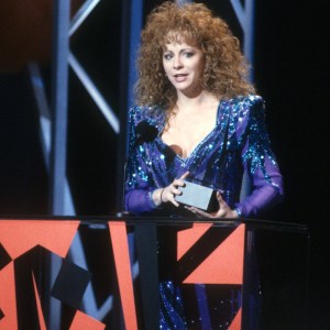 These 3 Country Albums Are More Than 25 Years Old, but Still Sound Amazing