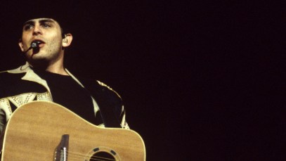 These 3 Country One-Hit Wonders From the 1990s Are Still Worth Listening to Today