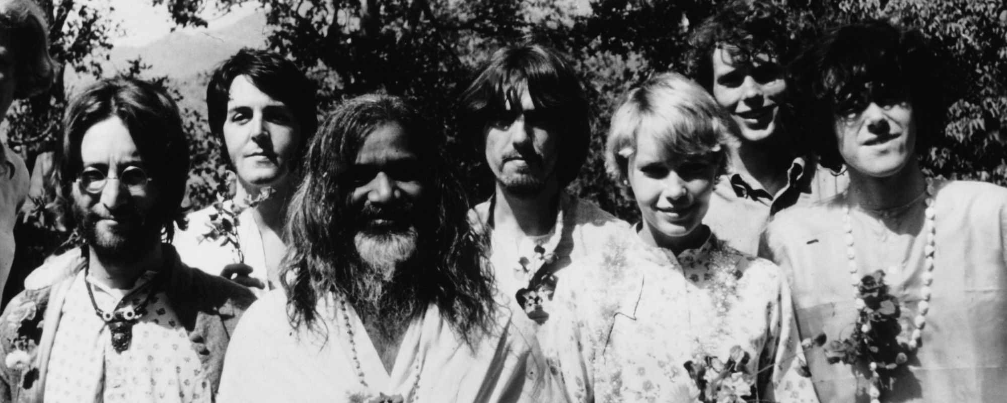 “We Put It to the Test”: How Donovan and the Beatles Proved How Close They Really Were in 1968