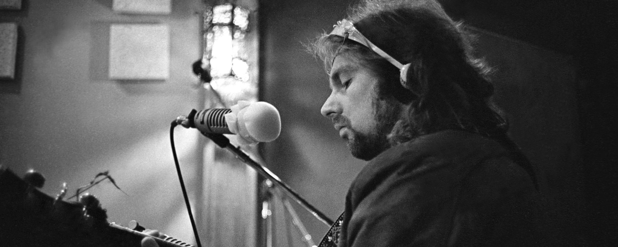 Van Morrison Insisted on Becoming This Folk-Rock Icon’s Friend While Writing ‘Moondance’, Released on This Day in 1970