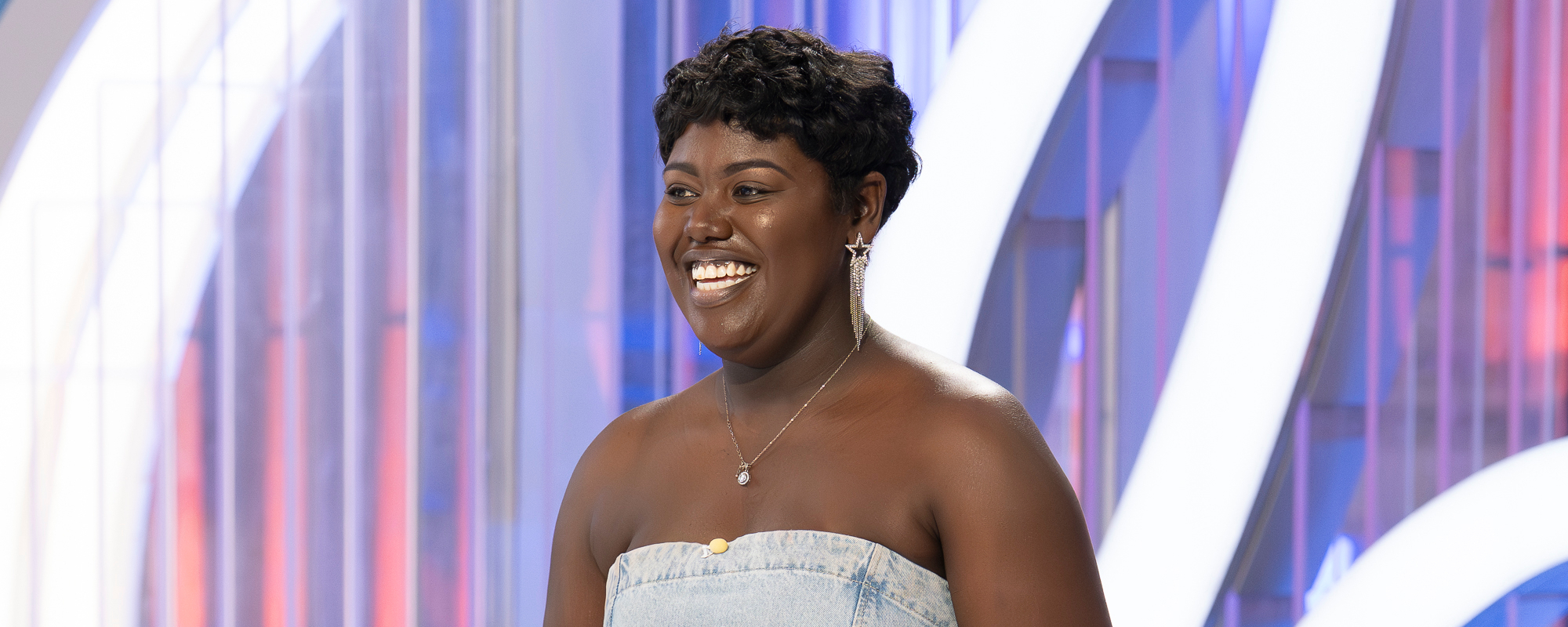 Carrie Underwood Says This ‘American Idol’ Contestant Has “Easily the Strongest Voice” in the Competition