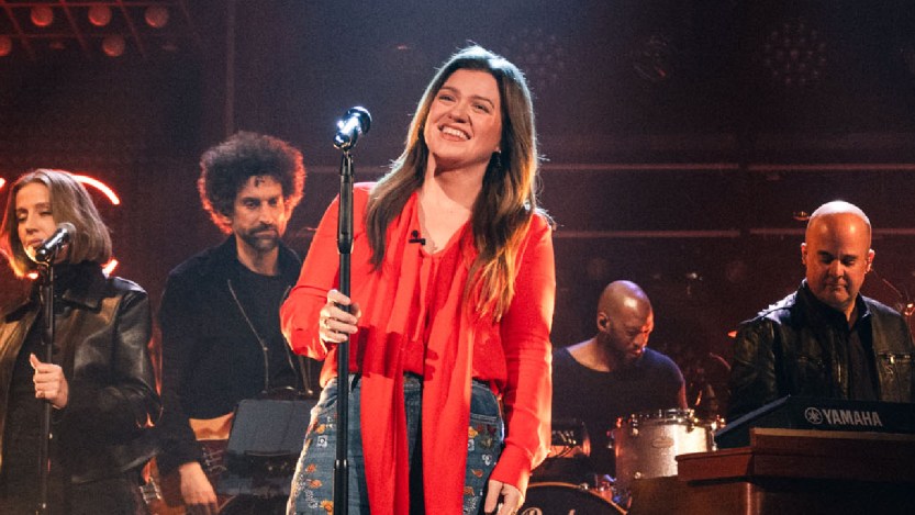 Kelly Clarkson Reassures Fans She Isn’t Done With Music