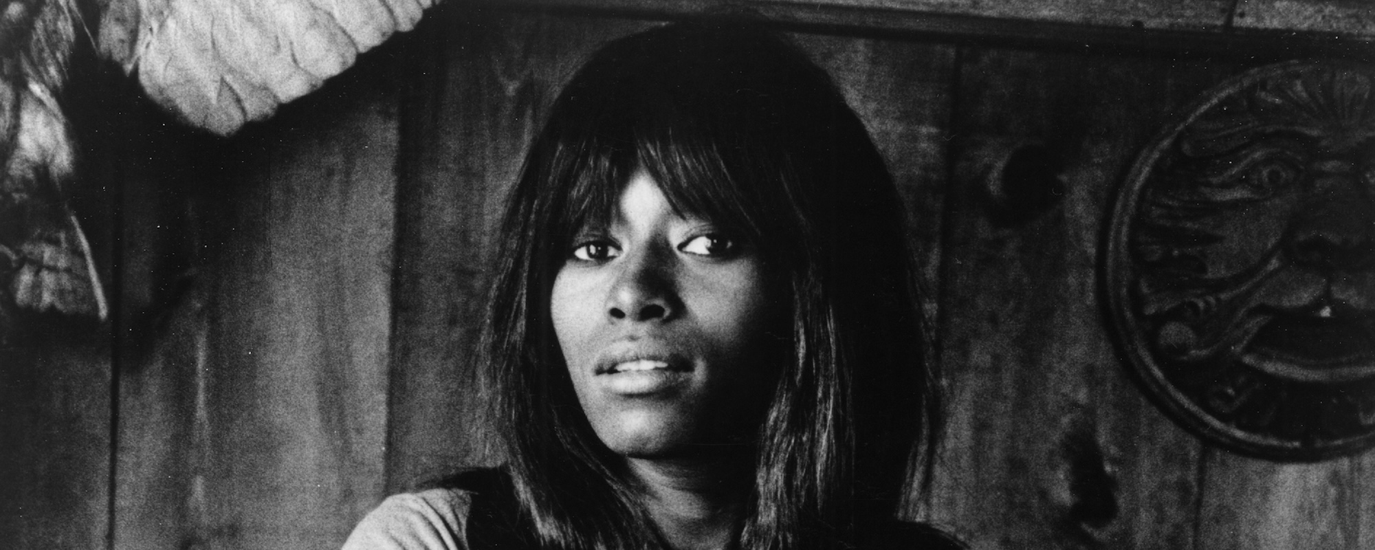 الإيكات السابقة التي ألهمت نهاية فيلم “Brown Sugar” لفرقة The Rolling Stones وفيلم “Aladdin Sane” لديفيد باوي. الإيكات السابقة التي ألهمت نهاية فيلم “Brown Sugar” لفرقة The Rolling Stones وفيلم “Aladdin Sane” لديفيد باوي.