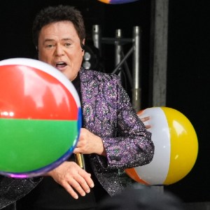 Fan Files Lawsuit Against Donny Osmond After Alleged Concert Injury