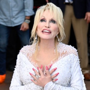 Dolly Parton Honored as Tennessee Children’s Hospital Gets New Name