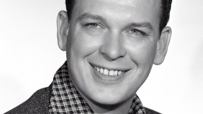 LOS ANGELES - MARCH 31: Billy Strange, guitarist, and session musician. Hollywood, CA. March 31, 1959. (Photo by CBS via Getty Images)