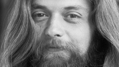 AMSTERDAM, NETHERLANDS - 1st JANUARY: Skip Battin (1934-2003) bassist with the Byrds posed in Amsterdam, Netherlands in 1970. (Photo by Gijsbert Hanekroot/Redferns)