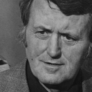 2nd December 1976: Bill Grundy, the television presenter for the Thames Television 'Today' programme is leaving the office after the enquiry concerning his programme the previous night, including the 'Sex Pistols' use of foul language on live television. (Photo by David Ashdown/Keystone/Getty Images)